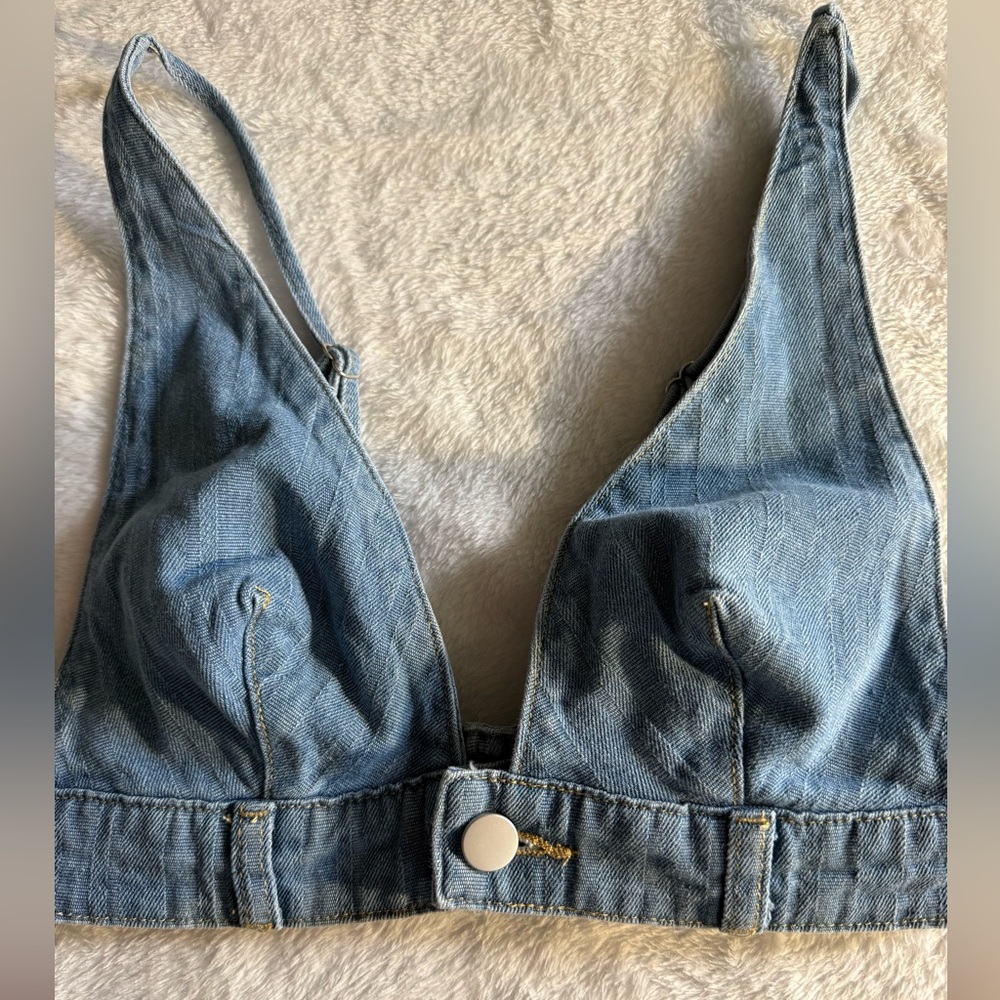 ⭐️ 3/$20 NWT Princess Polly Paige blue denim bra bralette top women’s size 2